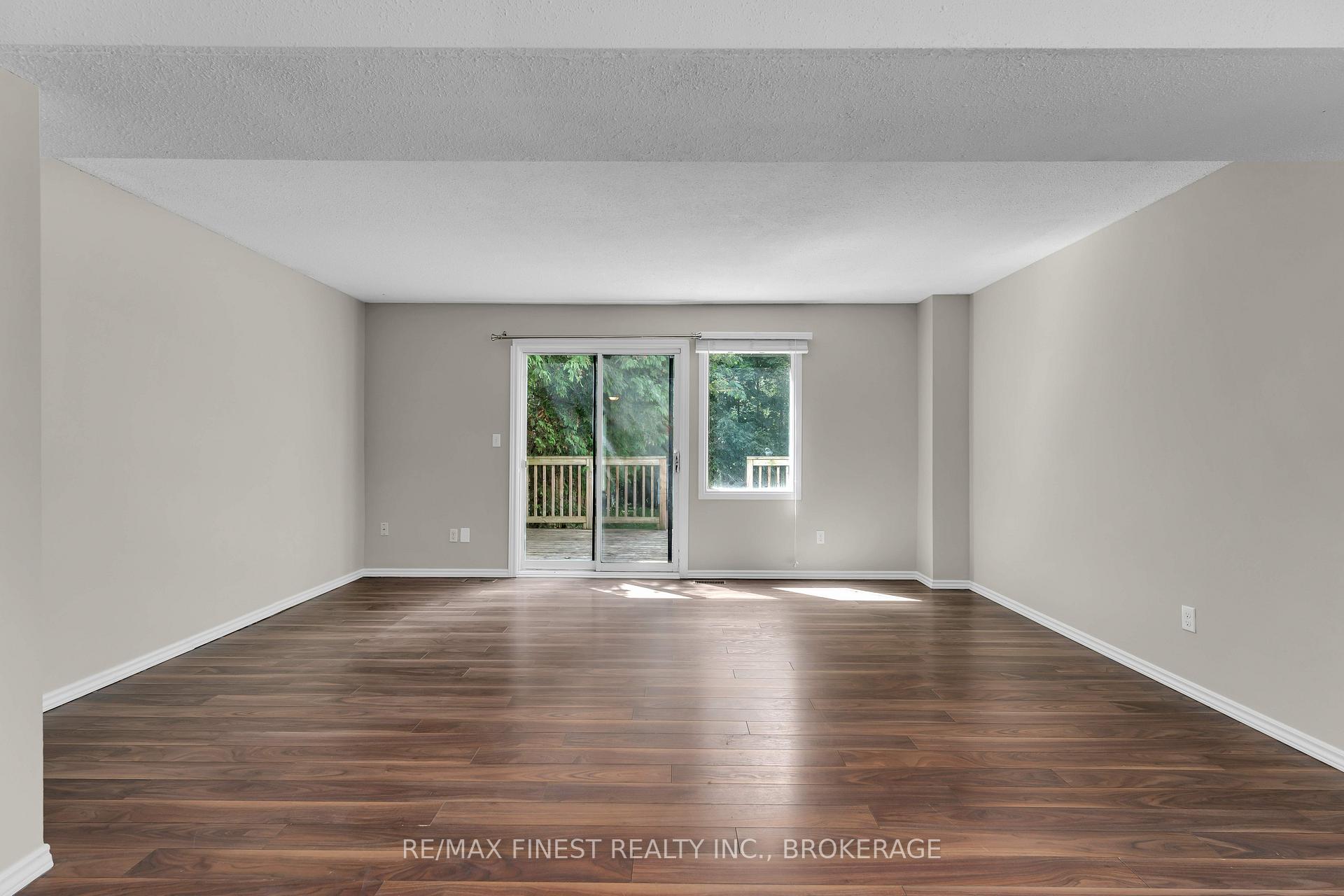 Photo 14 of 1056 Redwood Crescent, Kingston, City Northwest — HOMEH