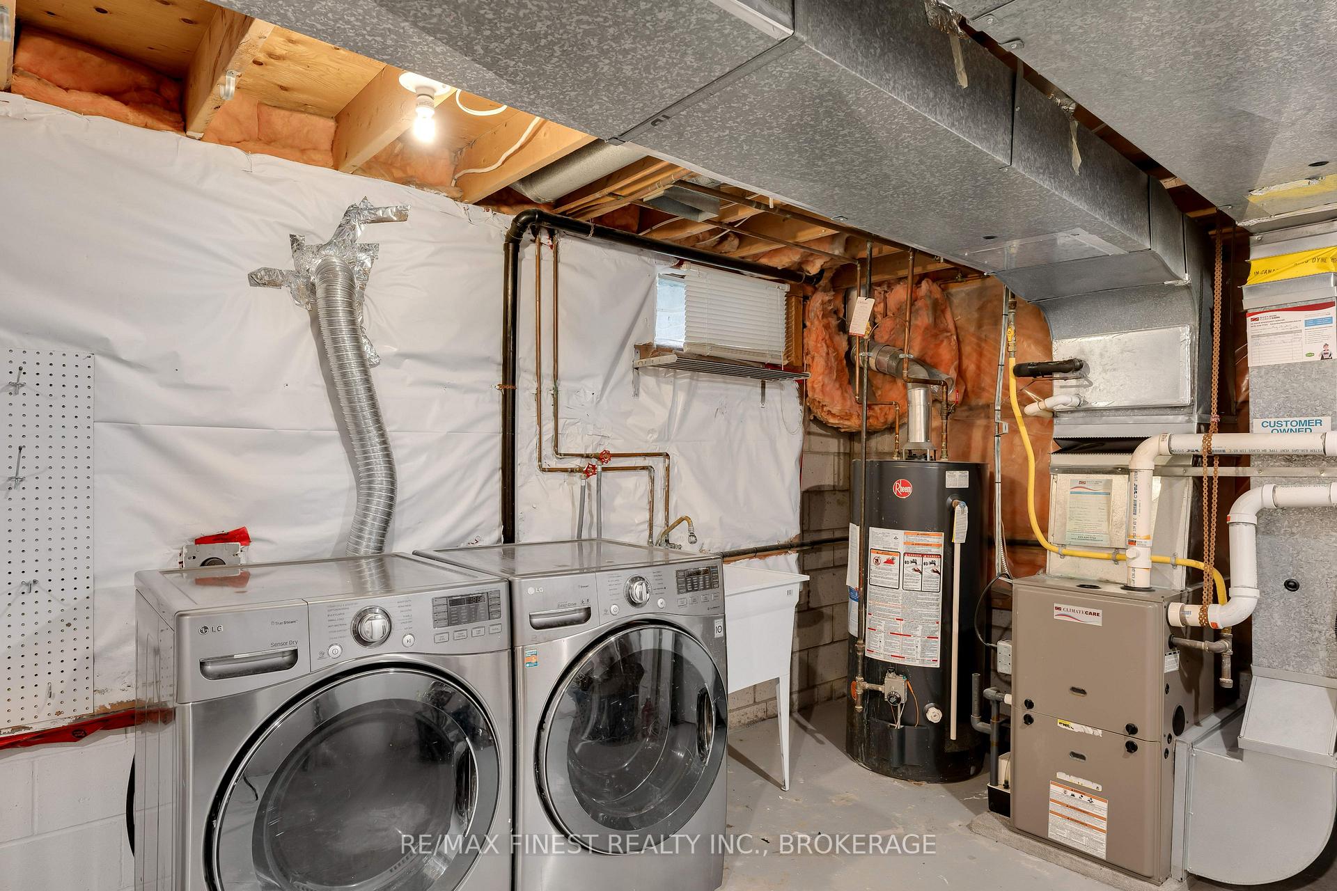 Photo 26 of 1056 Redwood Crescent, Kingston, City Northwest — HOMEH