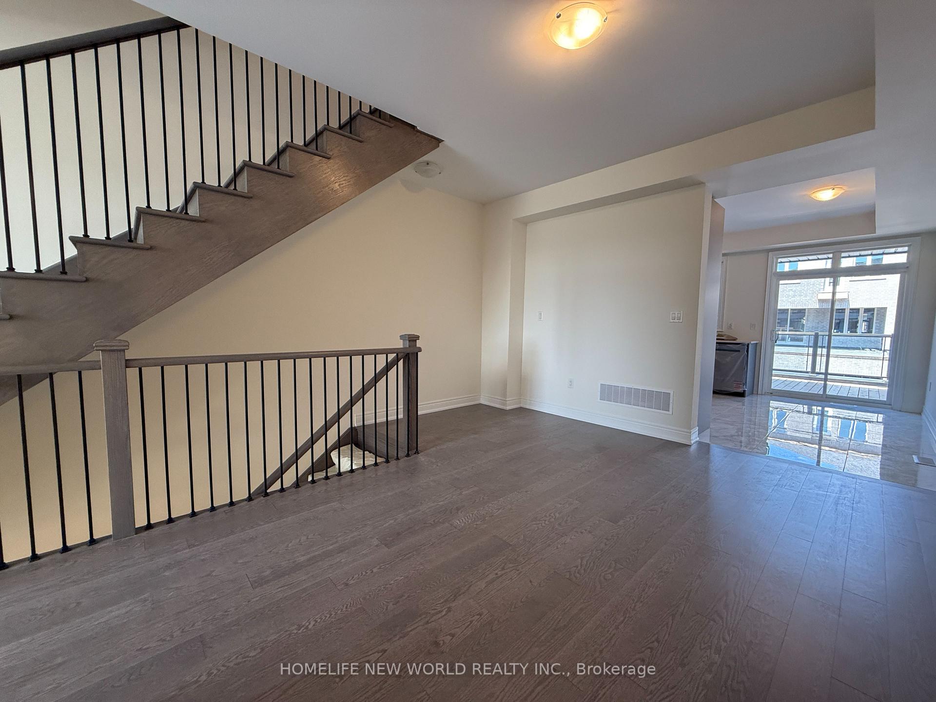 Photo 1 of 181 Berczy Grn Drive, Markham, Rural Markham — HOMEH