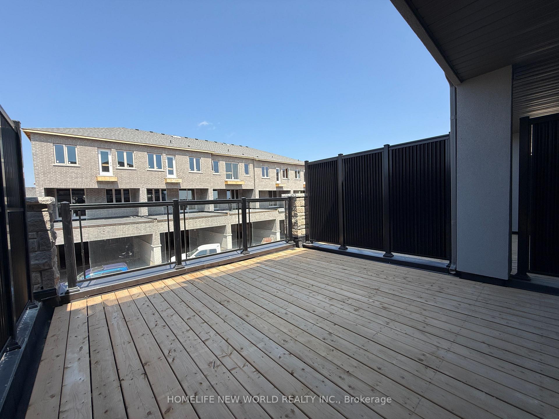 Photo 8 of 181 Berczy Grn Drive, Markham, Rural Markham — HOMEH