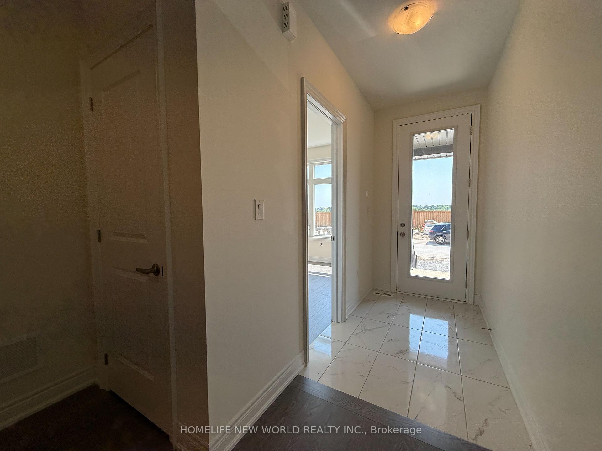 Photo 11 of 181 Berczy Grn Drive, Markham, Rural Markham — HOMEH