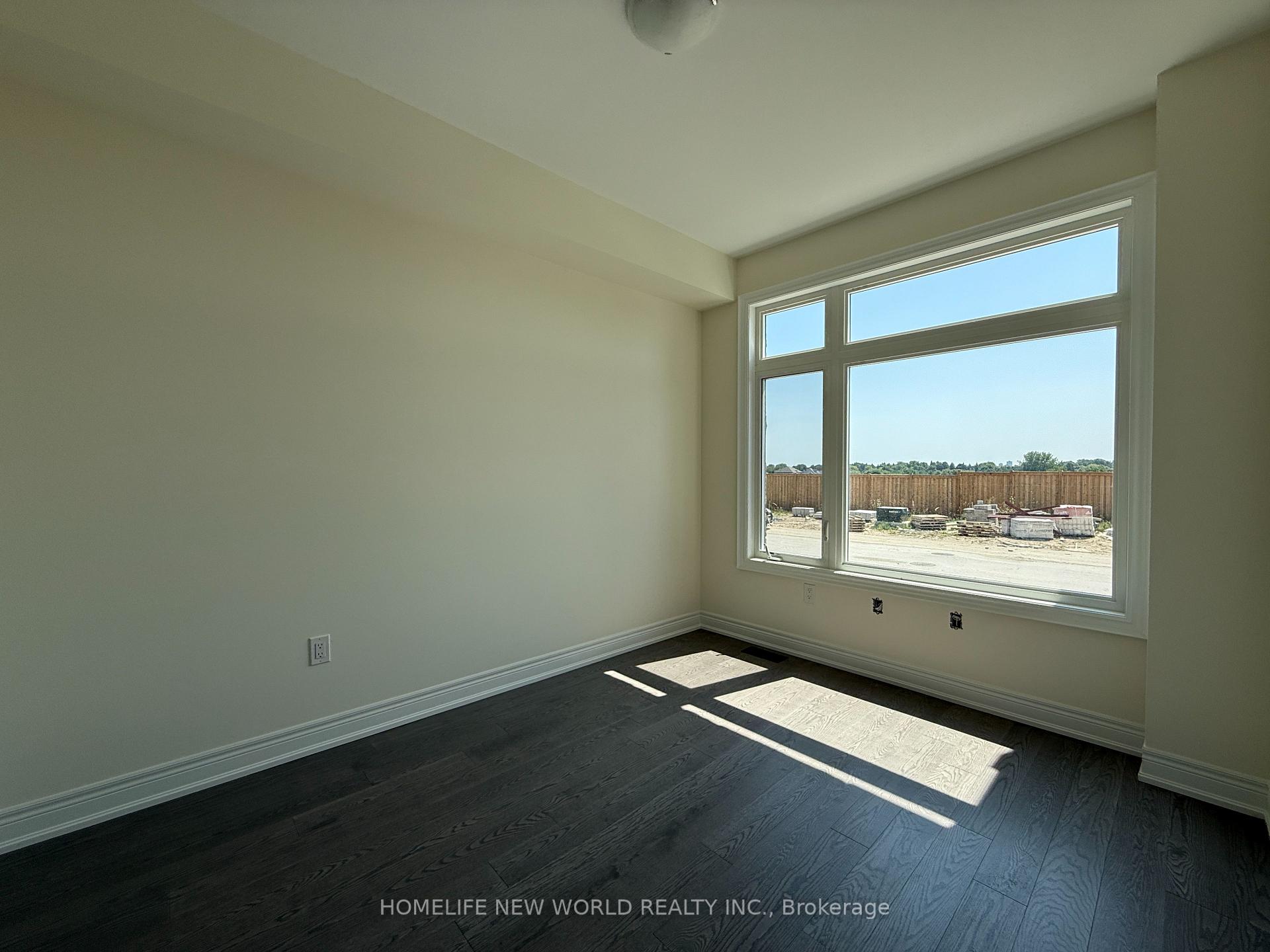 Photo 13 of 181 Berczy Grn Drive, Markham, Rural Markham — HOMEH