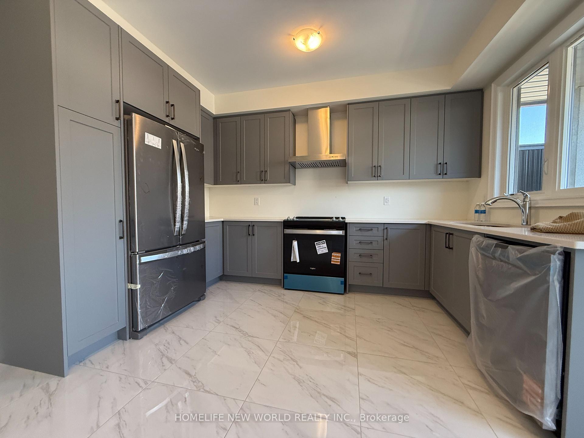 Photo 22 of 181 Berczy Grn Drive, Markham, Rural Markham — HOMEH