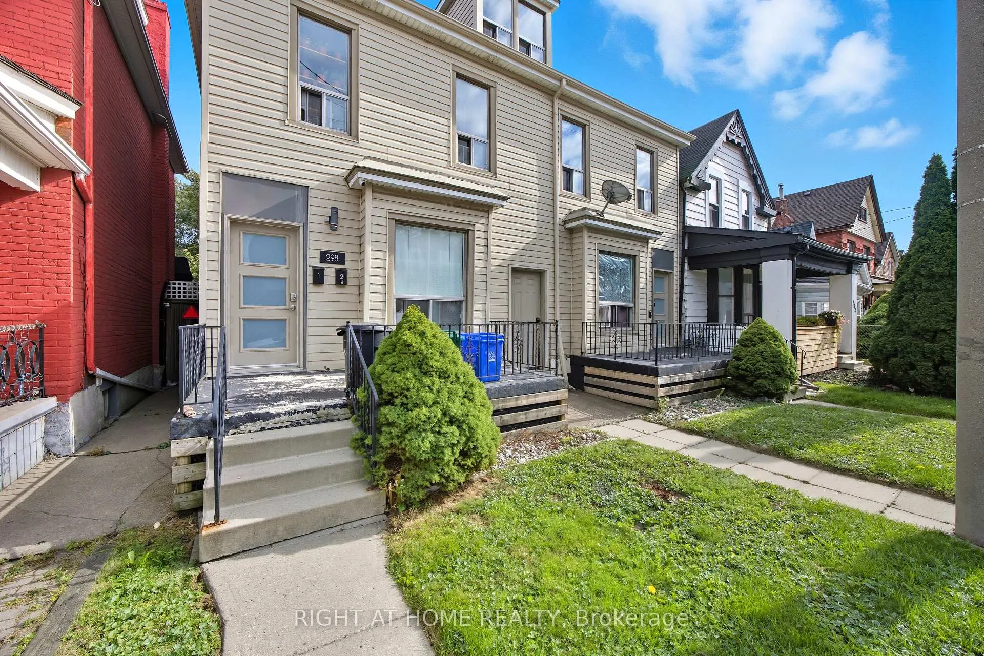 Photo 3 of 298 Emerald Street N, Hamilton, Landsdale — HOMEH
