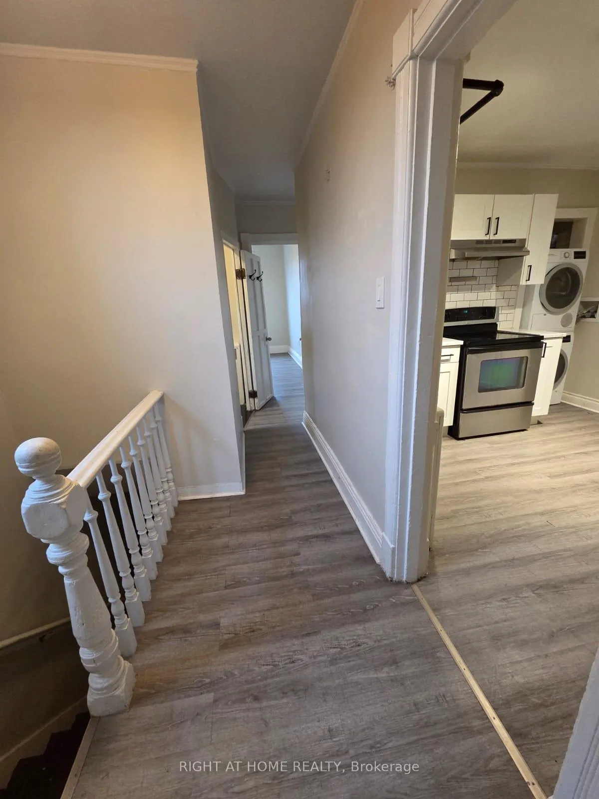 Photo 10 of 298 Emerald Street N, Hamilton, Landsdale — HOMEH