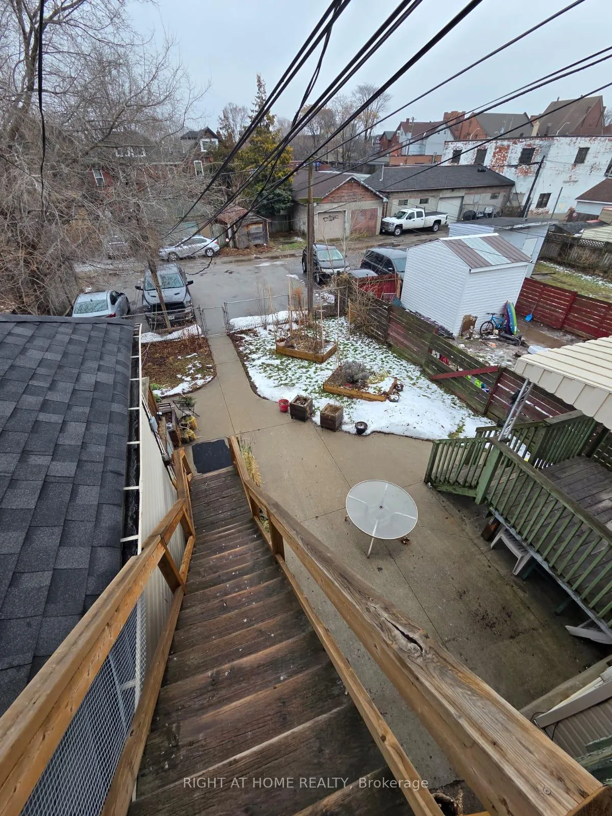 Photo 15 of 298 Emerald Street N, Hamilton, Landsdale — HOMEH