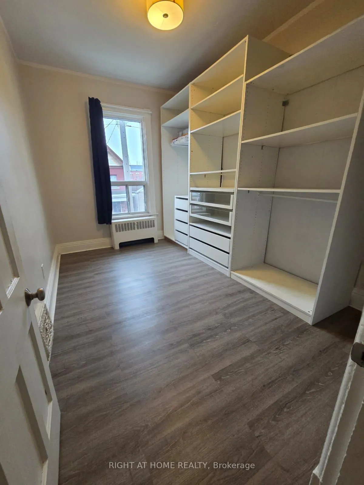 Photo 24 of 298 Emerald Street N, Hamilton, Landsdale — HOMEH