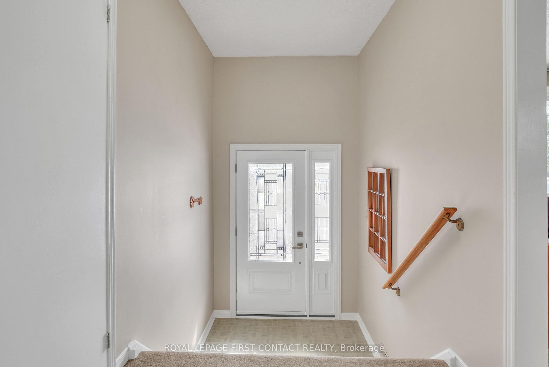 Photo 3 of 2128 Gordon Street, Innisfil, Stroud — HOMEH