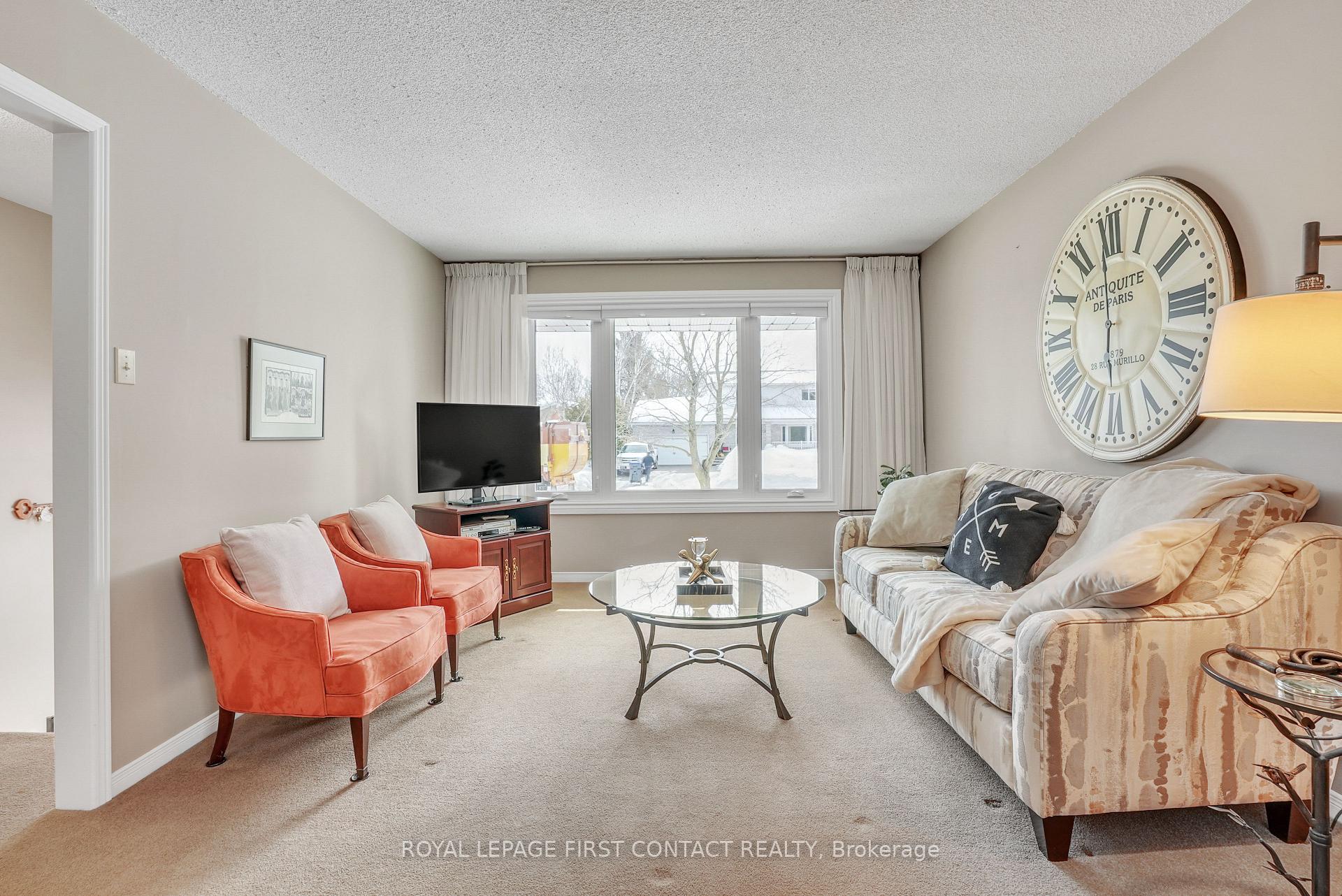 Photo 6 of 2128 Gordon Street, Innisfil, Stroud — HOMEH
