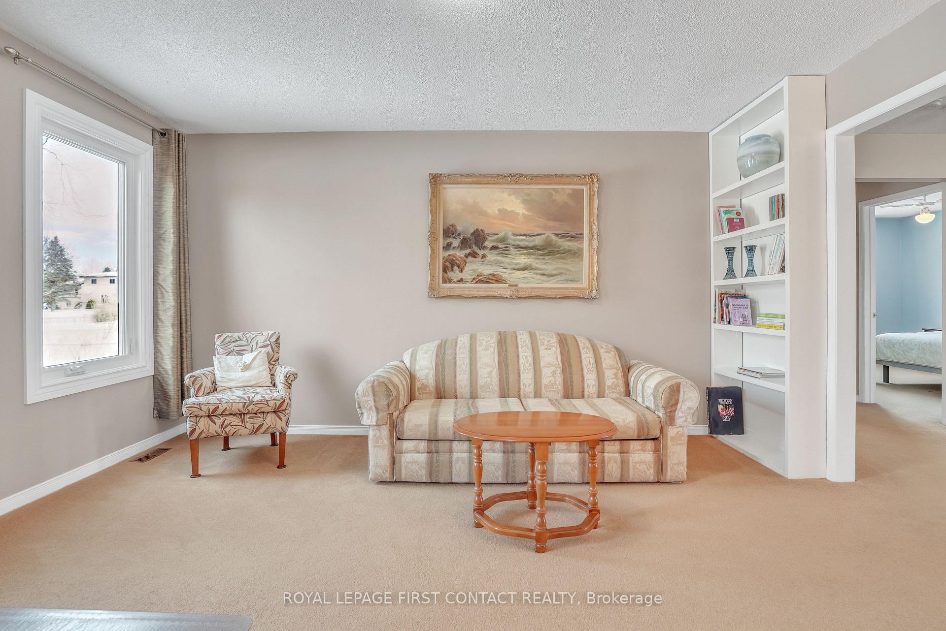 Photo 15 of 2128 Gordon Street, Innisfil, Stroud — HOMEH