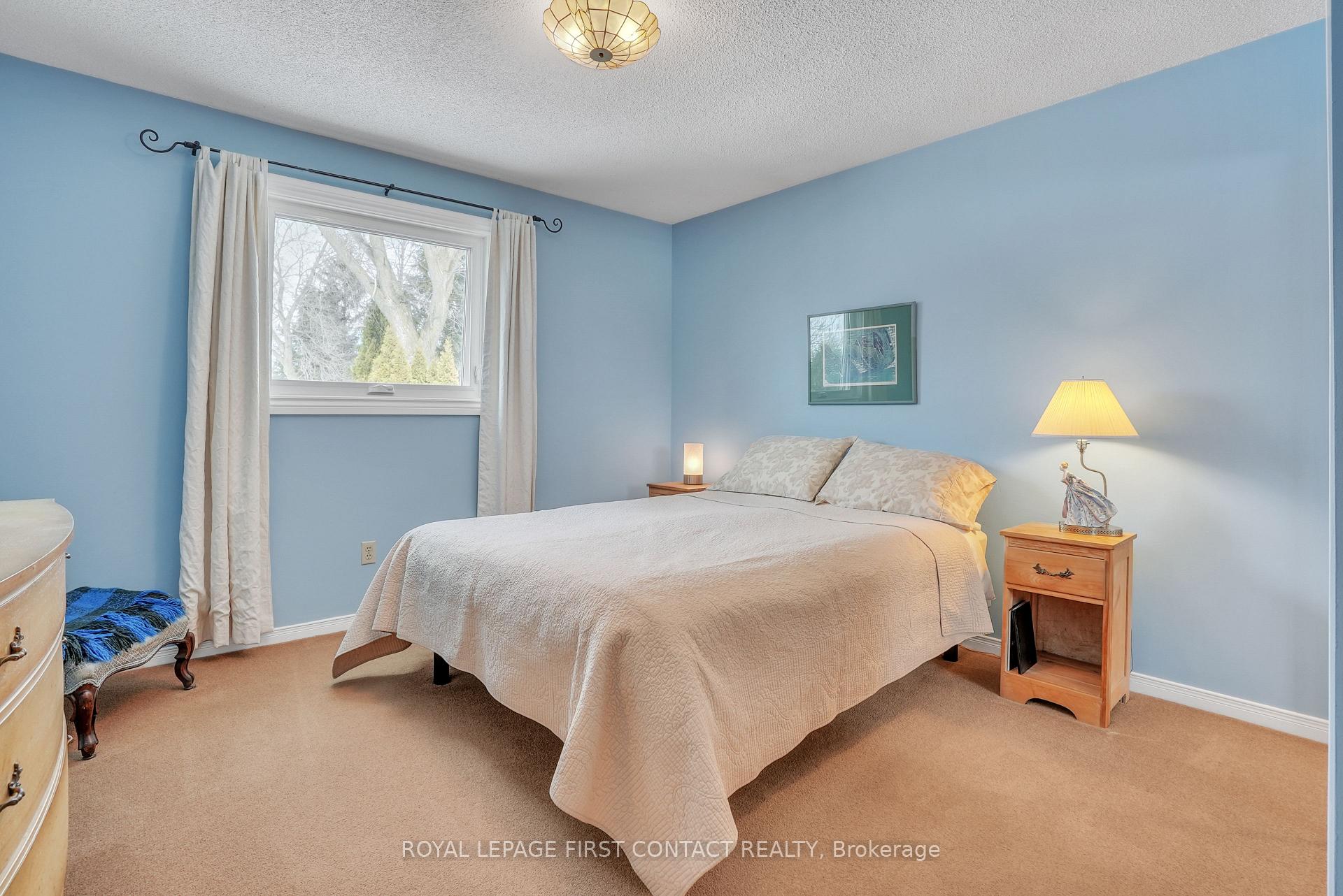 Photo 19 of 2128 Gordon Street, Innisfil, Stroud — HOMEH