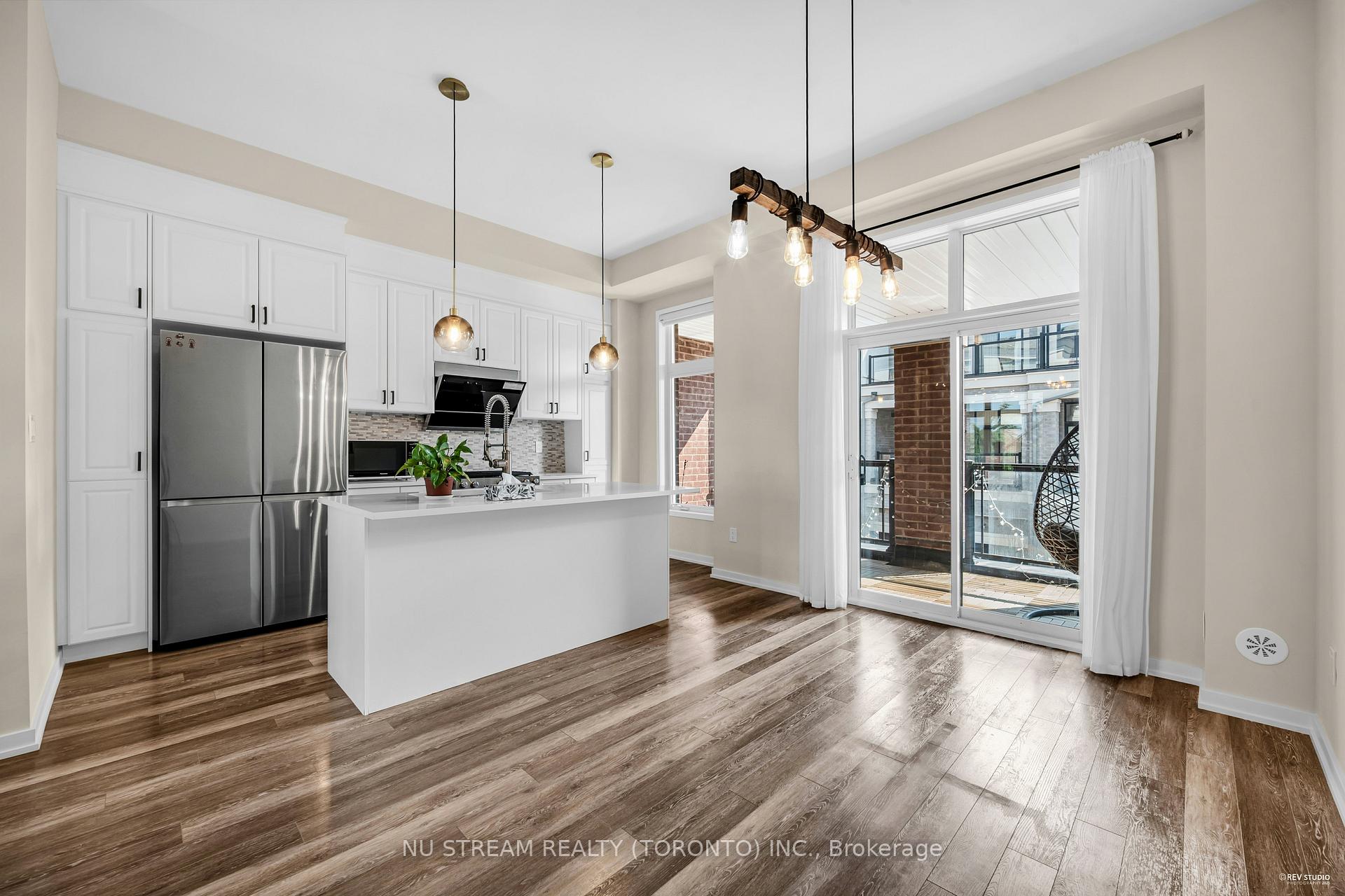 Photo 9 of 4 Pantheon Lane, Markham, Wismer — HOMEH