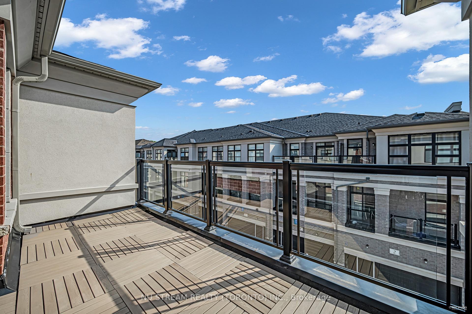 Photo 18 of 4 Pantheon Lane, Markham, Wismer — HOMEH