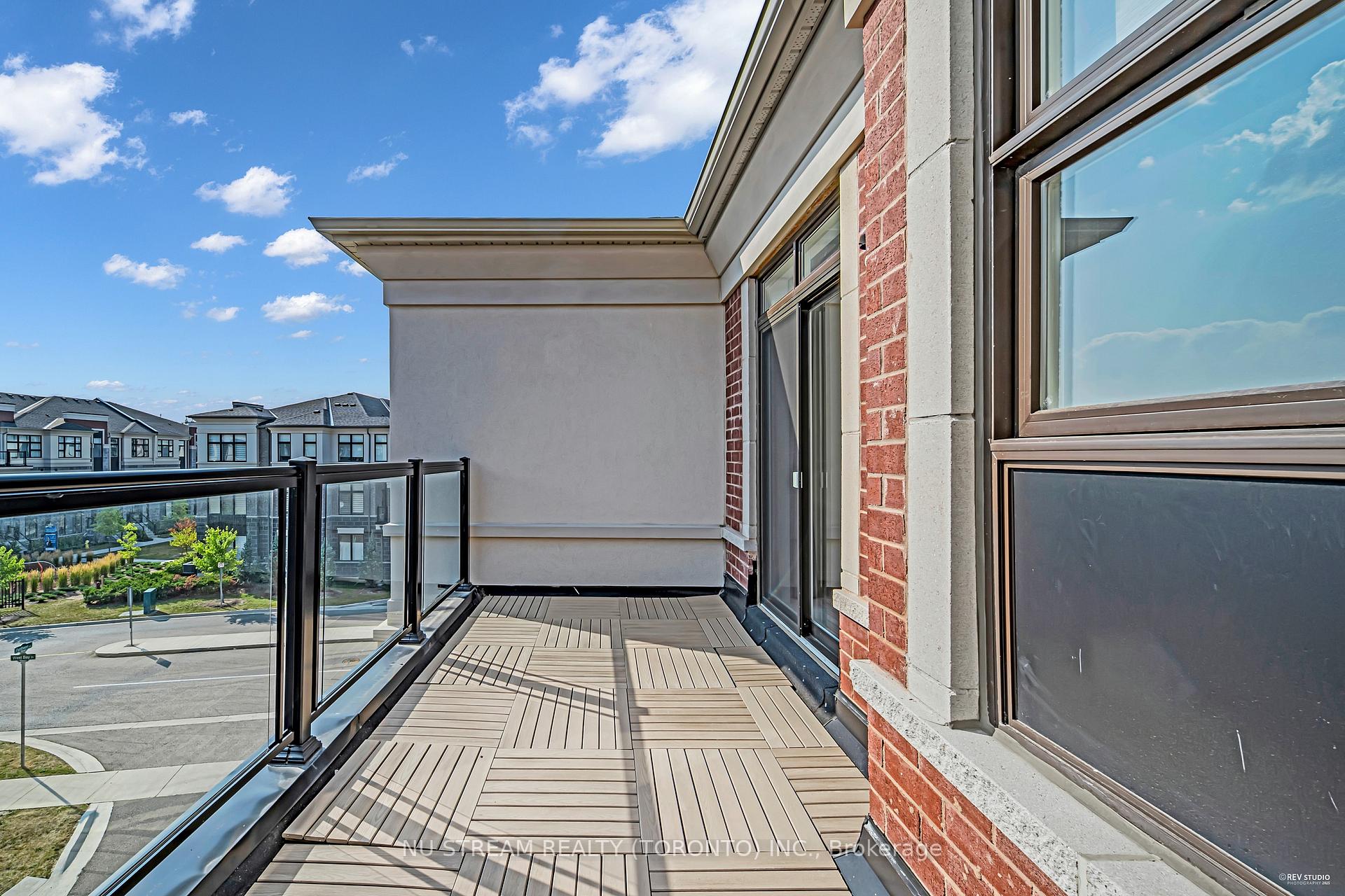 Photo 19 of 4 Pantheon Lane, Markham, Wismer — HOMEH