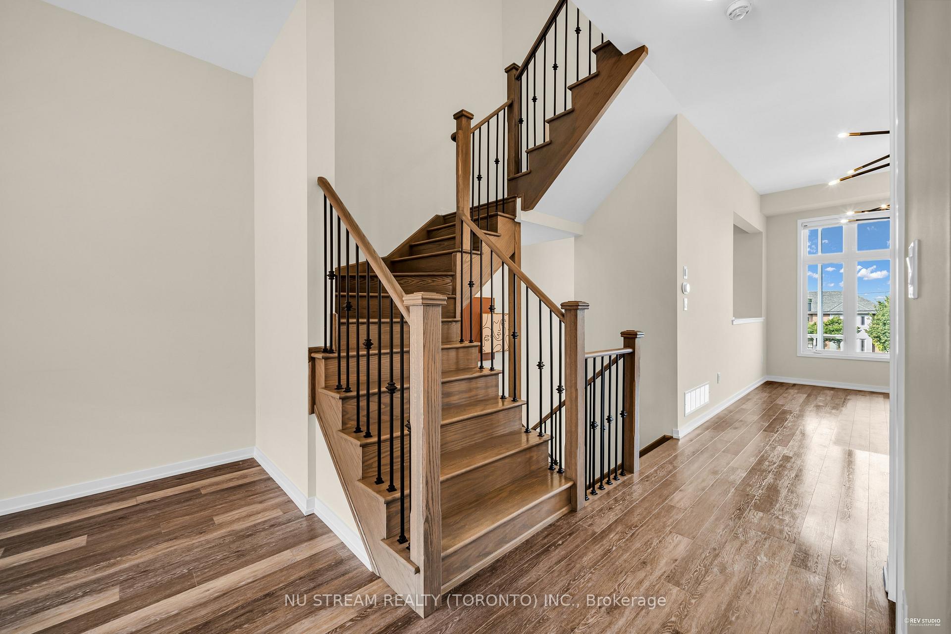 Photo 28 of 4 Pantheon Lane, Markham, Wismer — HOMEH