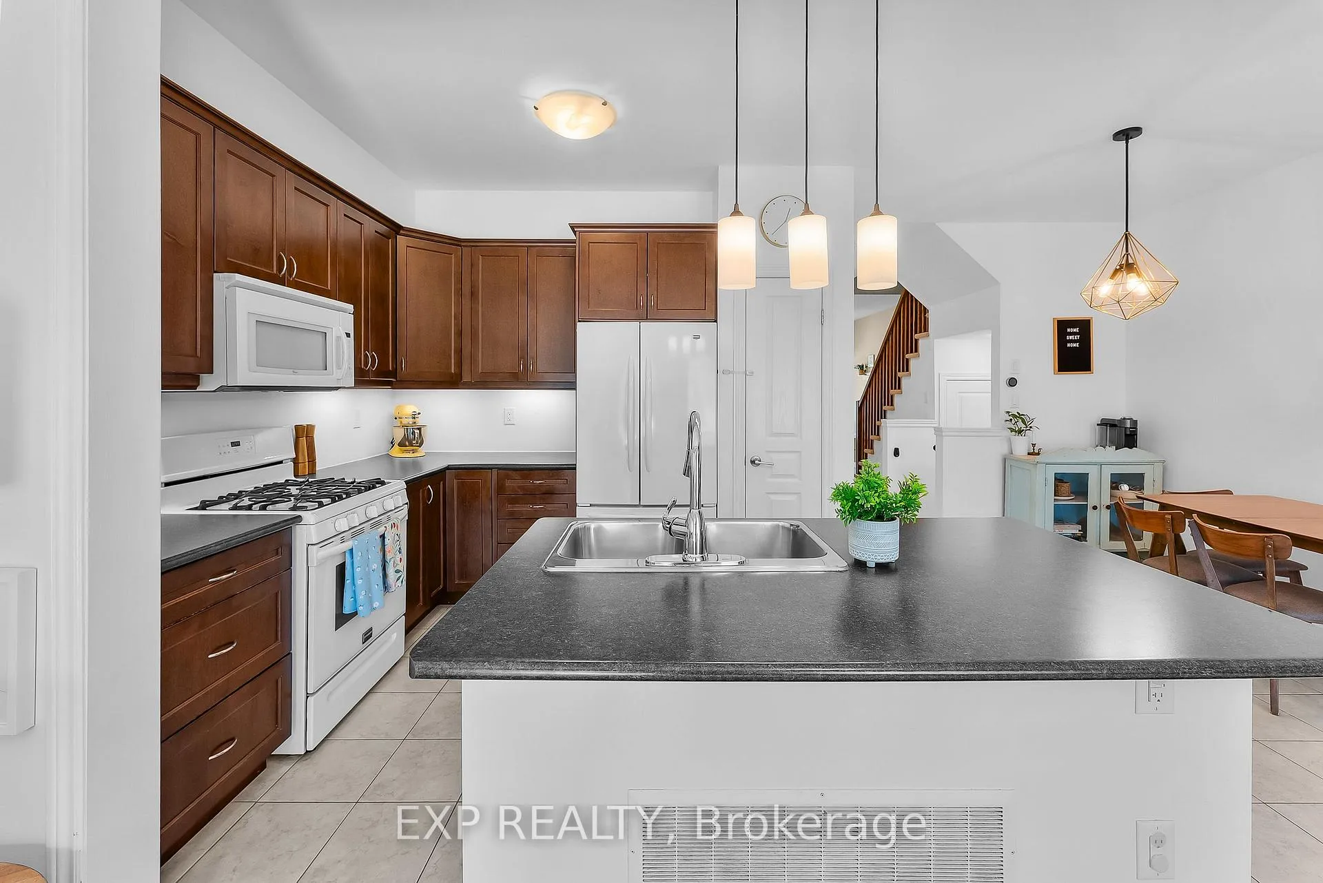 Photo 10 of Unit 43, 541 Winston Road, Grimsby, Grimsby Beach — HOMEH