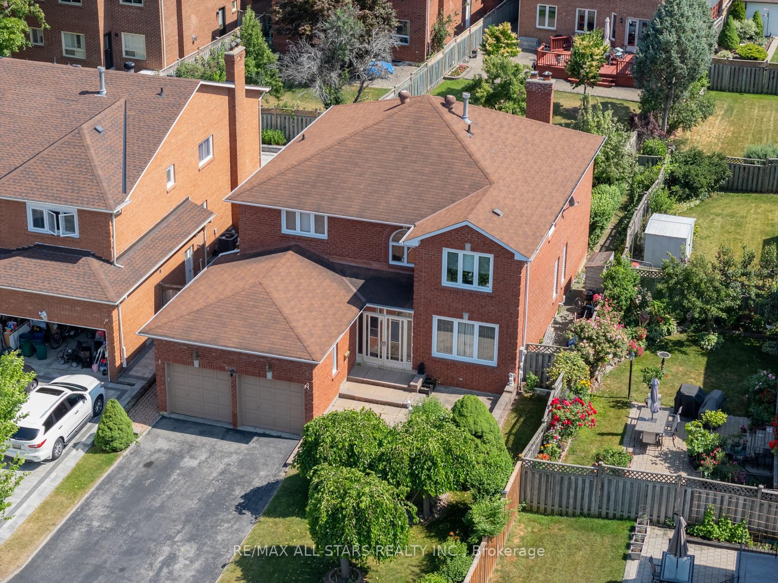 Photo 46 of 5 Janna Court, Markham, Village Green-South Unionville — HOMEH