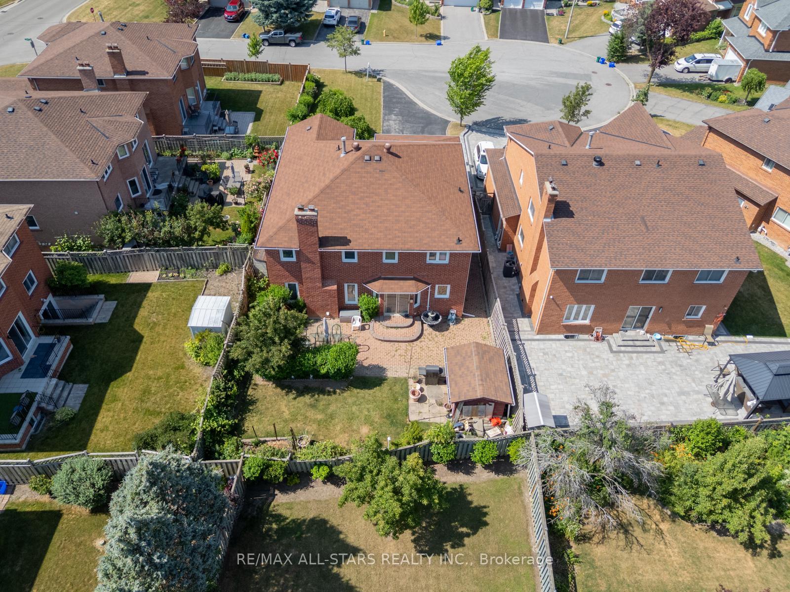 Photo 47 of 5 Janna Court, Markham, Village Green-South Unionville — HOMEH