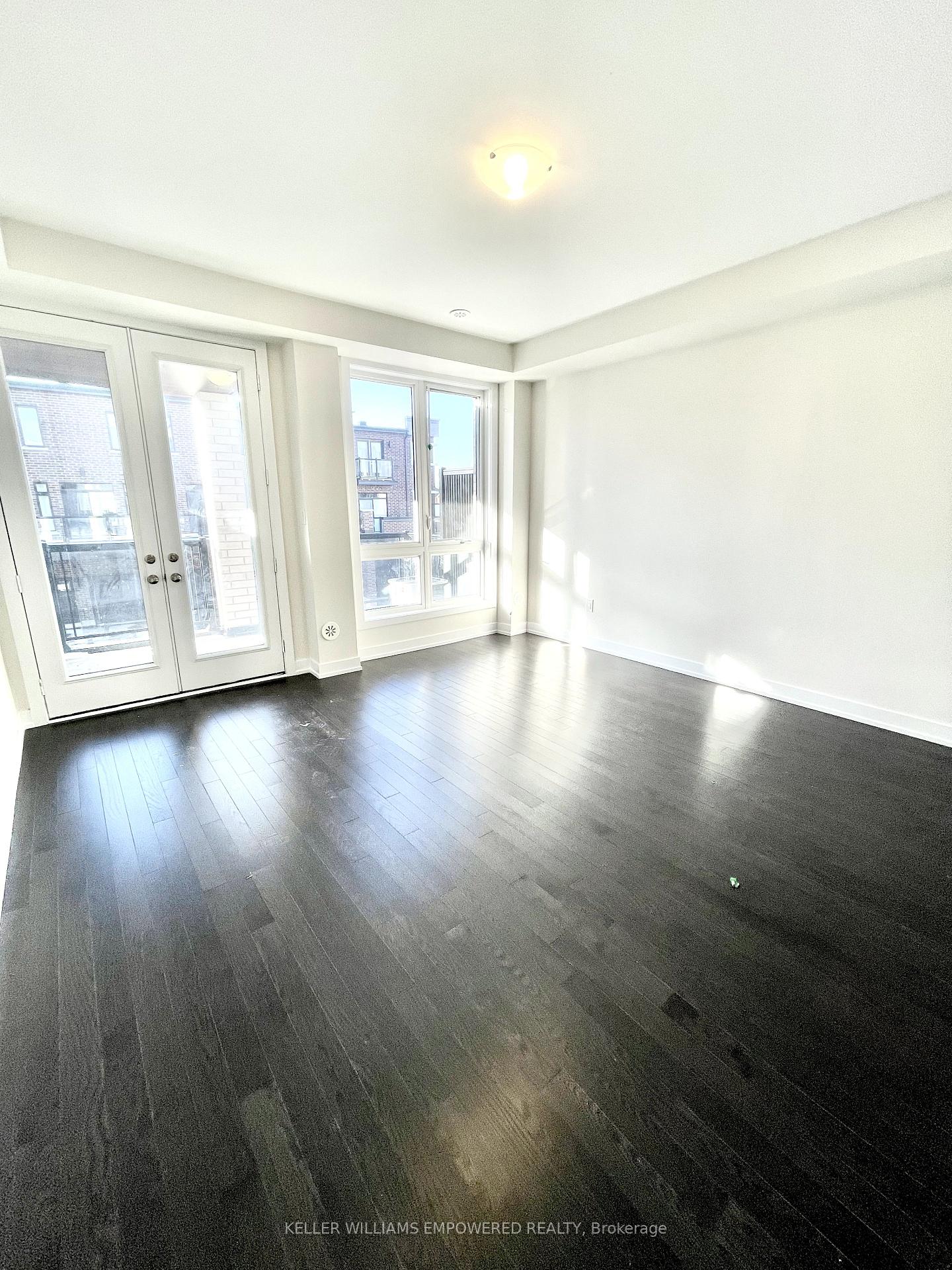 Photo 10 of 112 Stauffer Crescent, Markham, Cornell — HOMEH