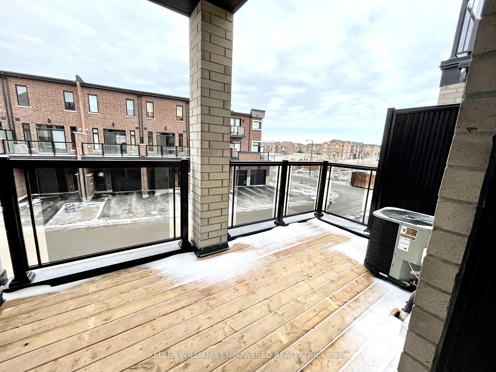 Photo 12 of 112 Stauffer Crescent, Markham, Cornell — HOMEH