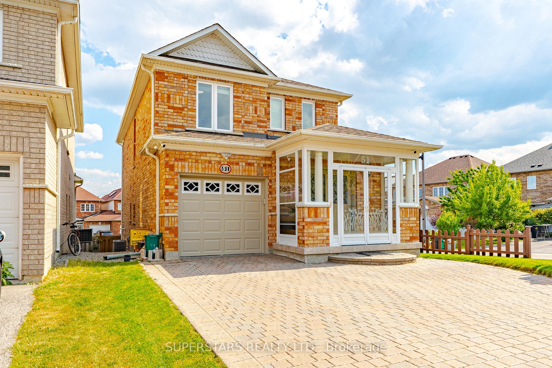 Photo 2 of 51 Ian Baron Avenue, Markham, Village Green-South Unionville — HOMEH