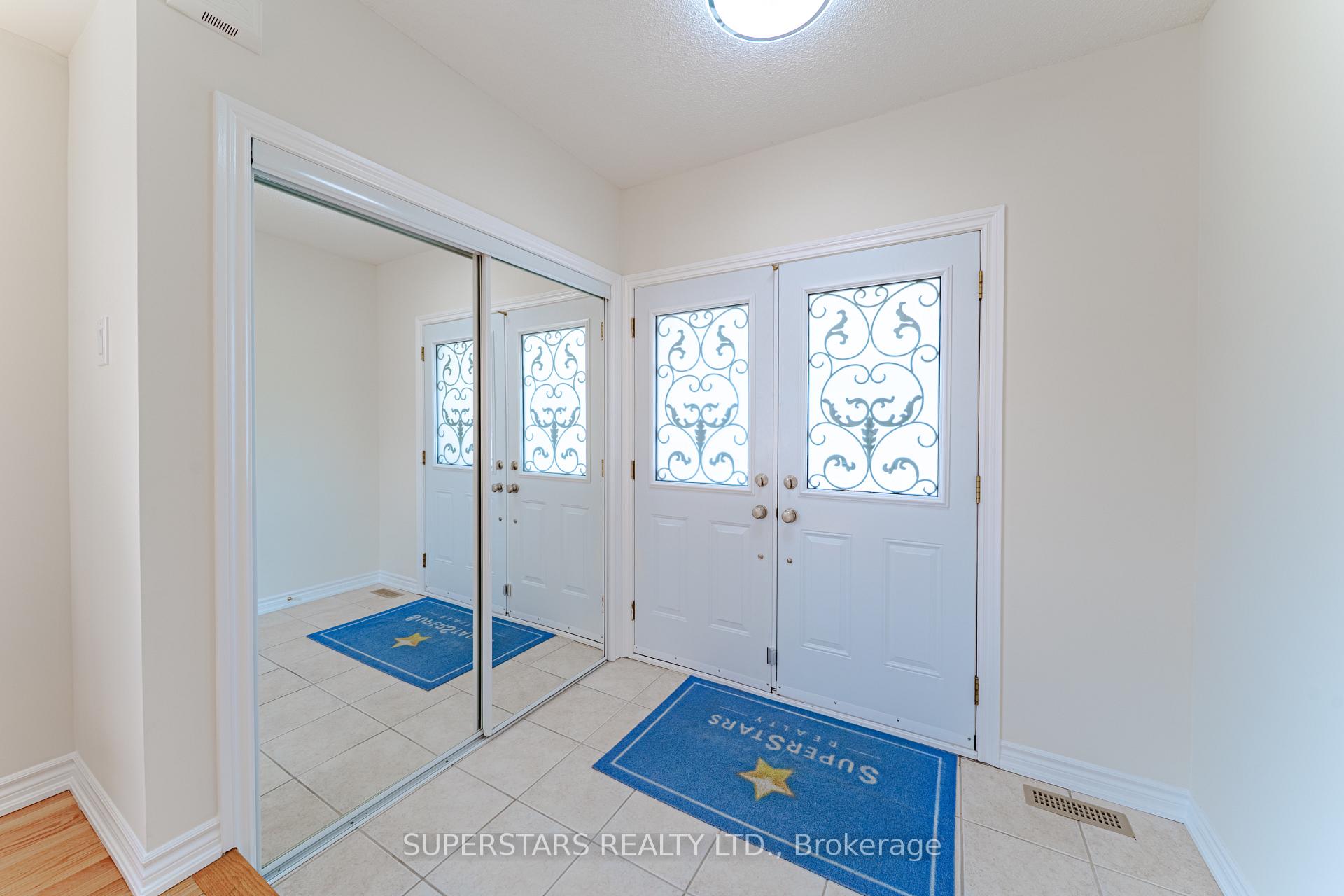 Photo 5 of 51 Ian Baron Avenue, Markham, Village Green-South Unionville — HOMEH