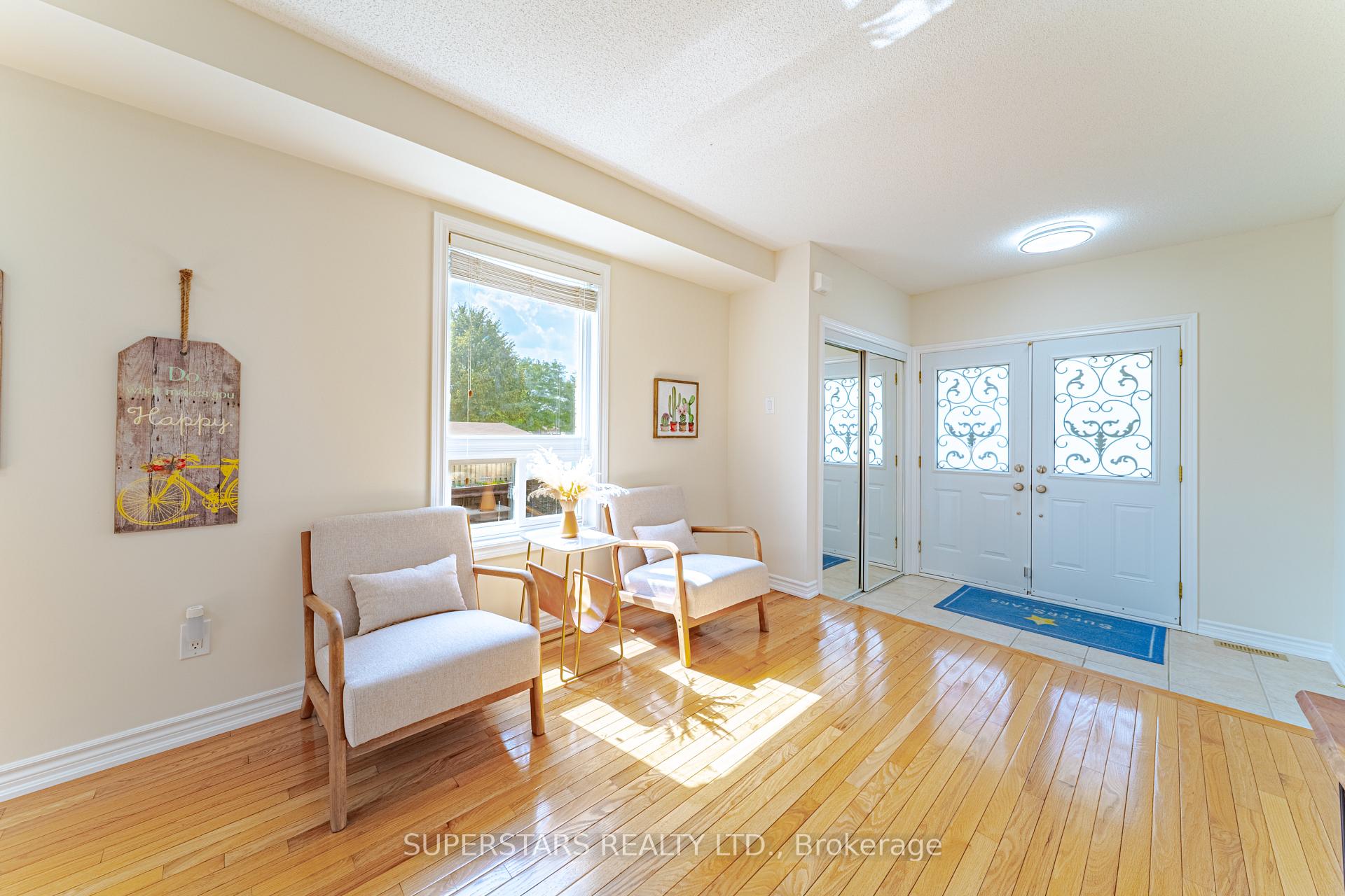 Photo 9 of 51 Ian Baron Avenue, Markham, Village Green-South Unionville — HOMEH