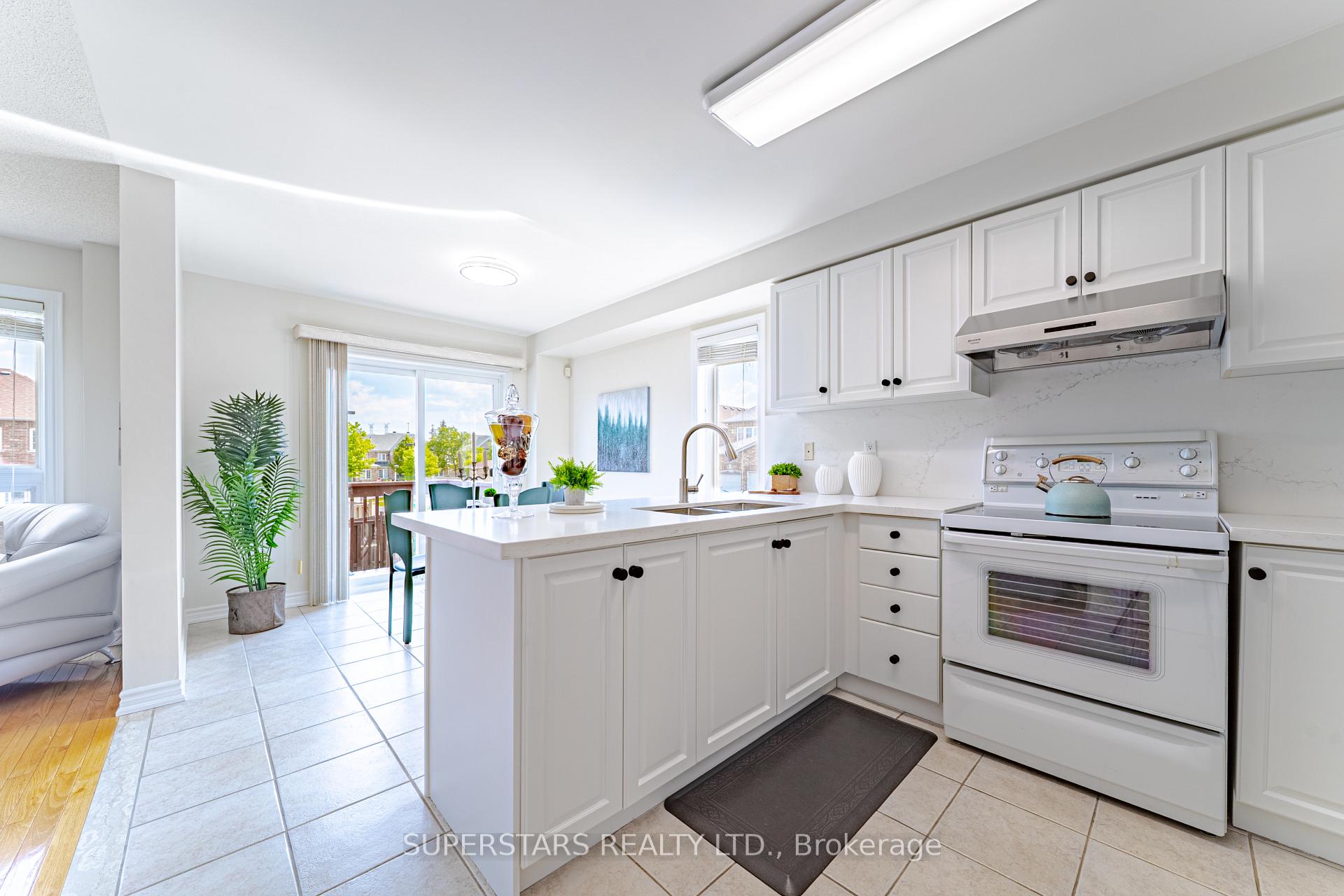 Photo 12 of 51 Ian Baron Avenue, Markham, Village Green-South Unionville — HOMEH