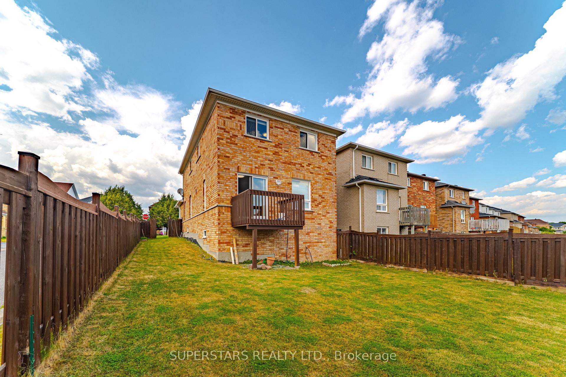 Photo 32 of 51 Ian Baron Avenue, Markham, Village Green-South Unionville — HOMEH