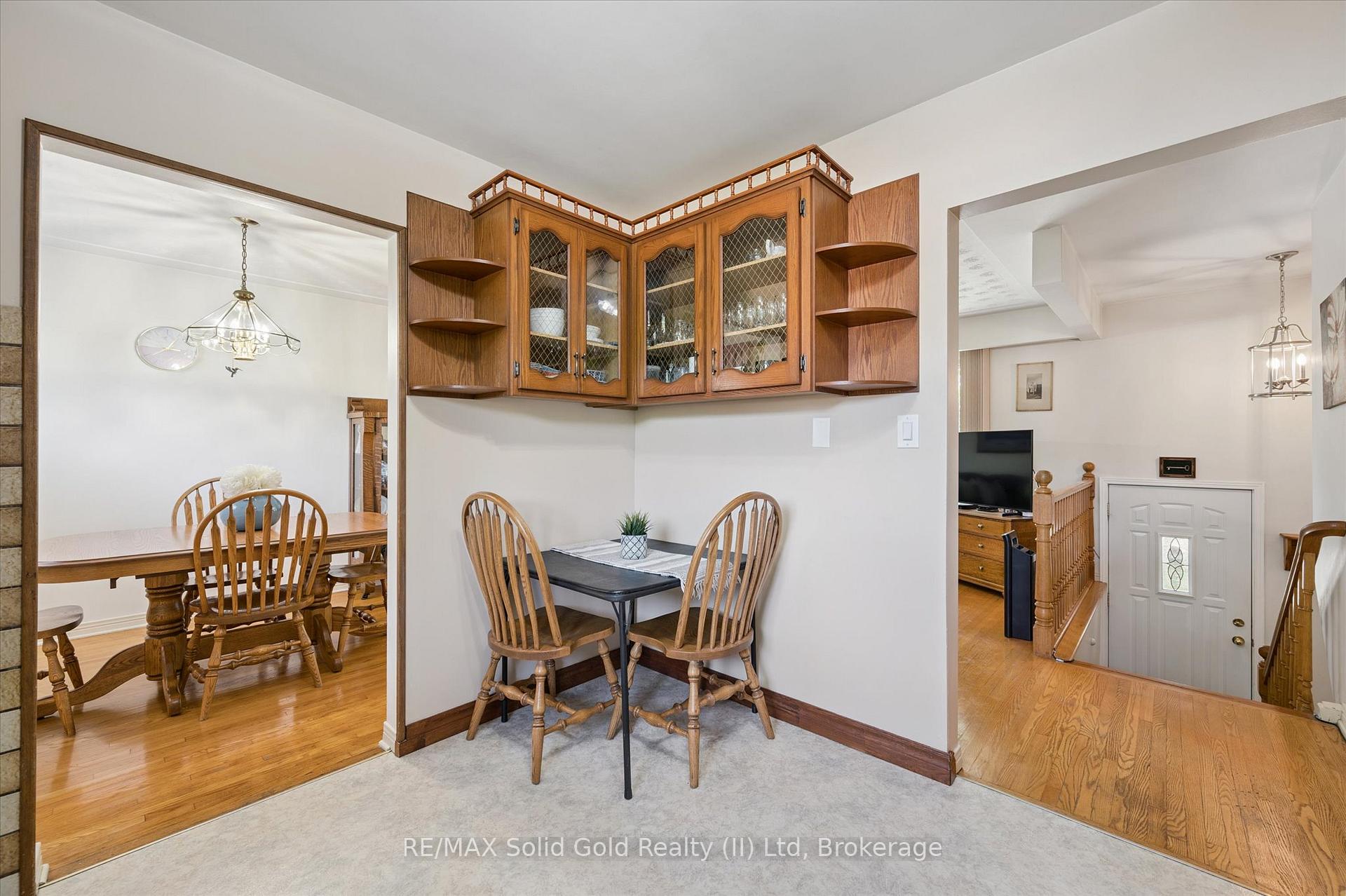 Photo 16 of 32 Lambert Place, Kitchener — HOMEH