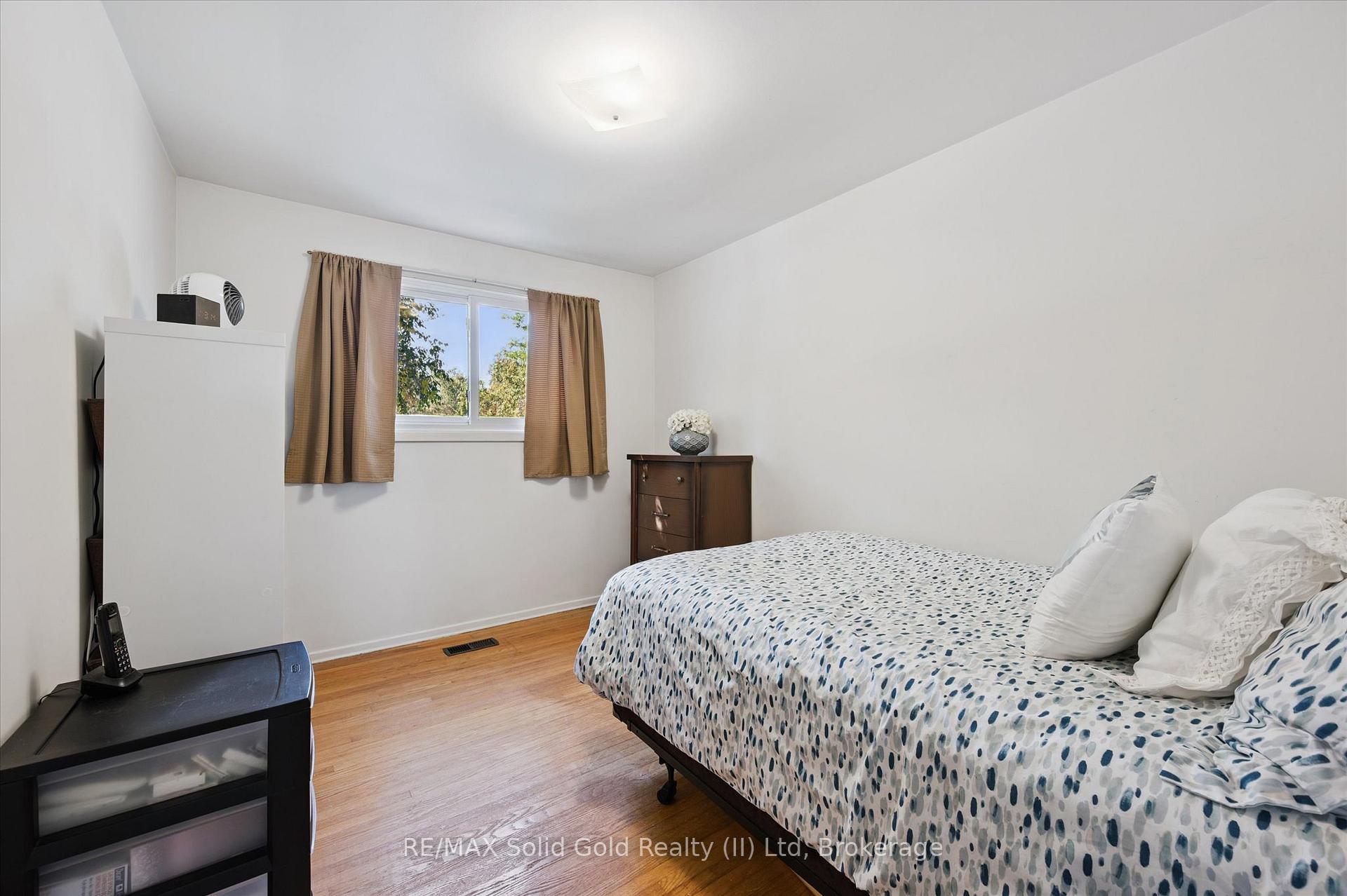 Photo 18 of 32 Lambert Place, Kitchener — HOMEH