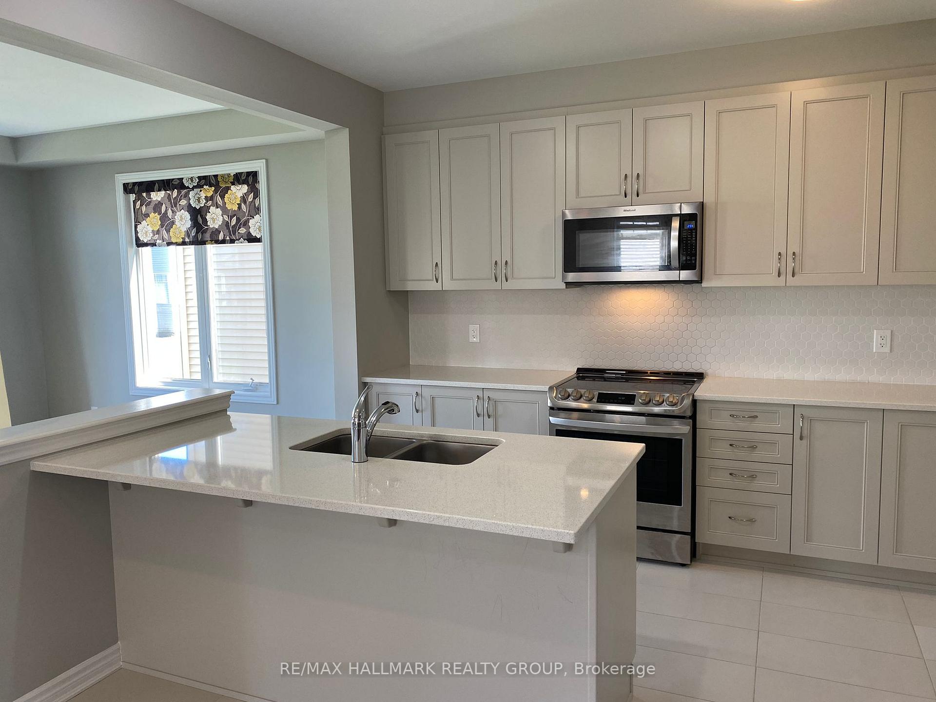 Photo 6 of 119 Reliance Ridge, Ottawa, Kanata - Emerald Meadows/Trailwest — HOMEH