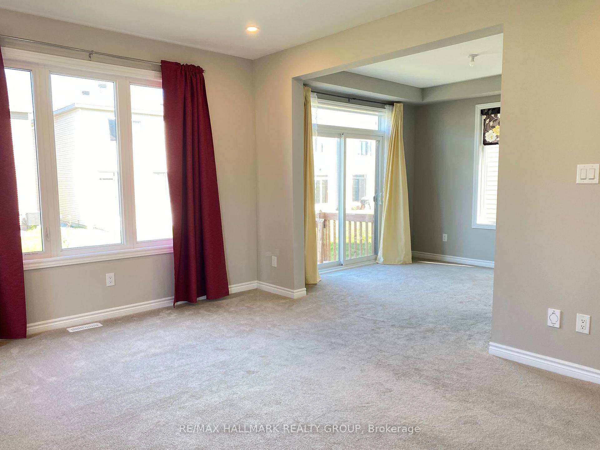 Photo 12 of 119 Reliance Ridge, Ottawa, Kanata - Emerald Meadows/Trailwest — HOMEH