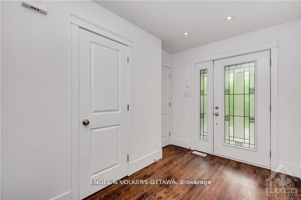 Photo 2 of 136 Montauk, Ottawa, Carleton Heights — HOMEH