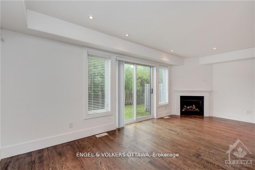 Photo 9 of 136 Montauk, Ottawa, Carleton Heights — HOMEH