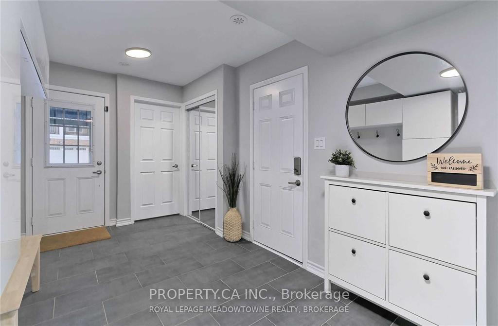 Photo 4 of 1244 Rose Way N, Milton, Cobban — HOMEH