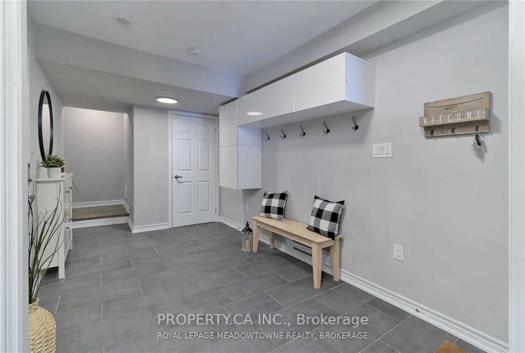 Photo 5 of 1244 Rose Way N, Milton, Cobban — HOMEH