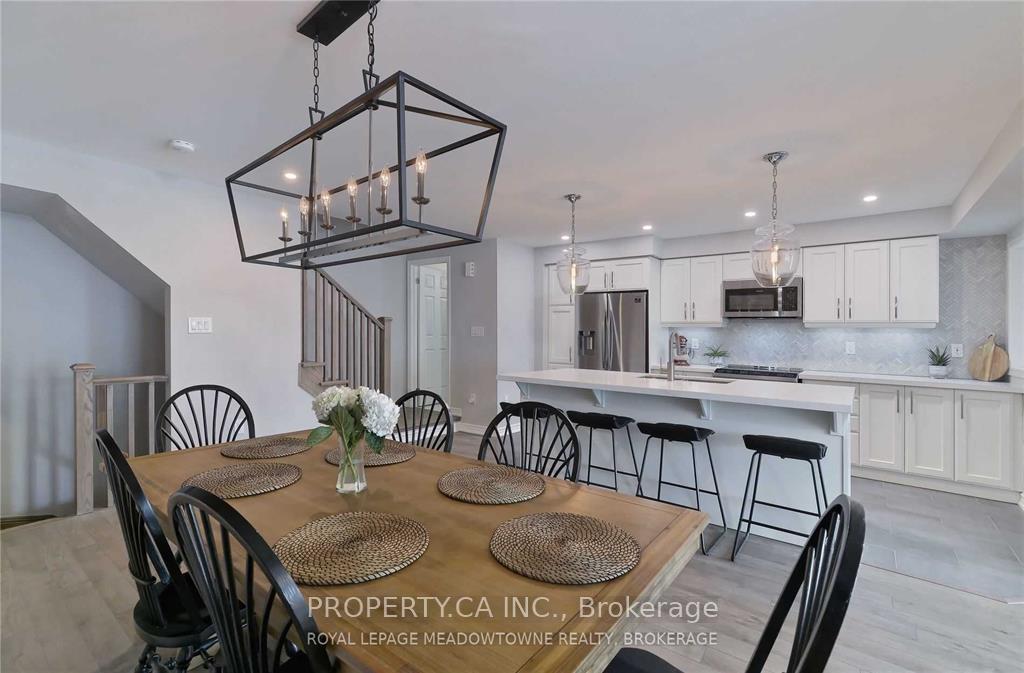 Photo 8 of 1244 Rose Way N, Milton, Cobban — HOMEH