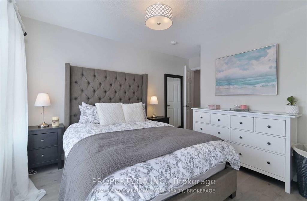 Photo 17 of 1244 Rose Way N, Milton, Cobban — HOMEH