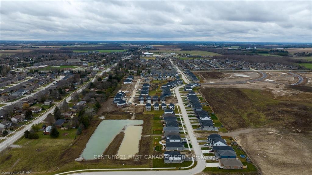 Photo 31 of 124 Basil Crescent, Middlesex Centre, Ilderton — HOMEH