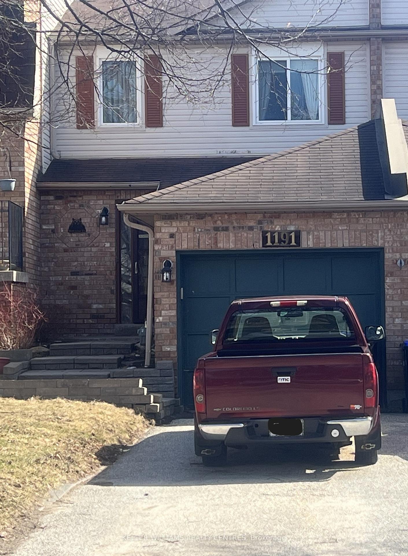 Front of 1191 Hill Street