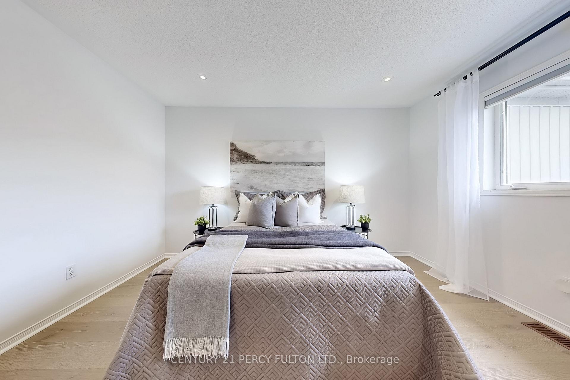 Photo 25 of 43 Dancers Drive, Markham, Angus Glen — HOMEH