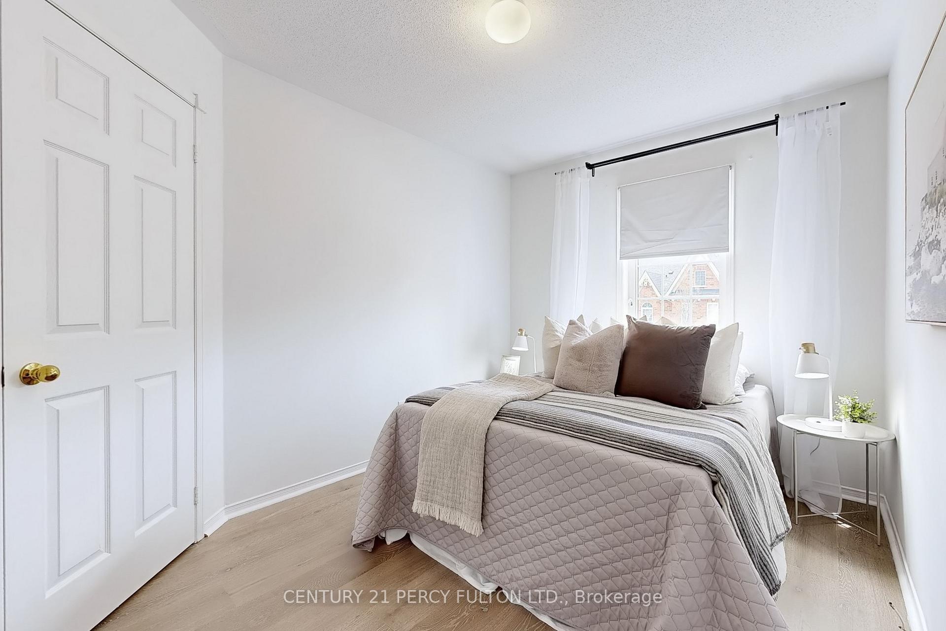 Photo 35 of 43 Dancers Drive, Markham, Angus Glen — HOMEH