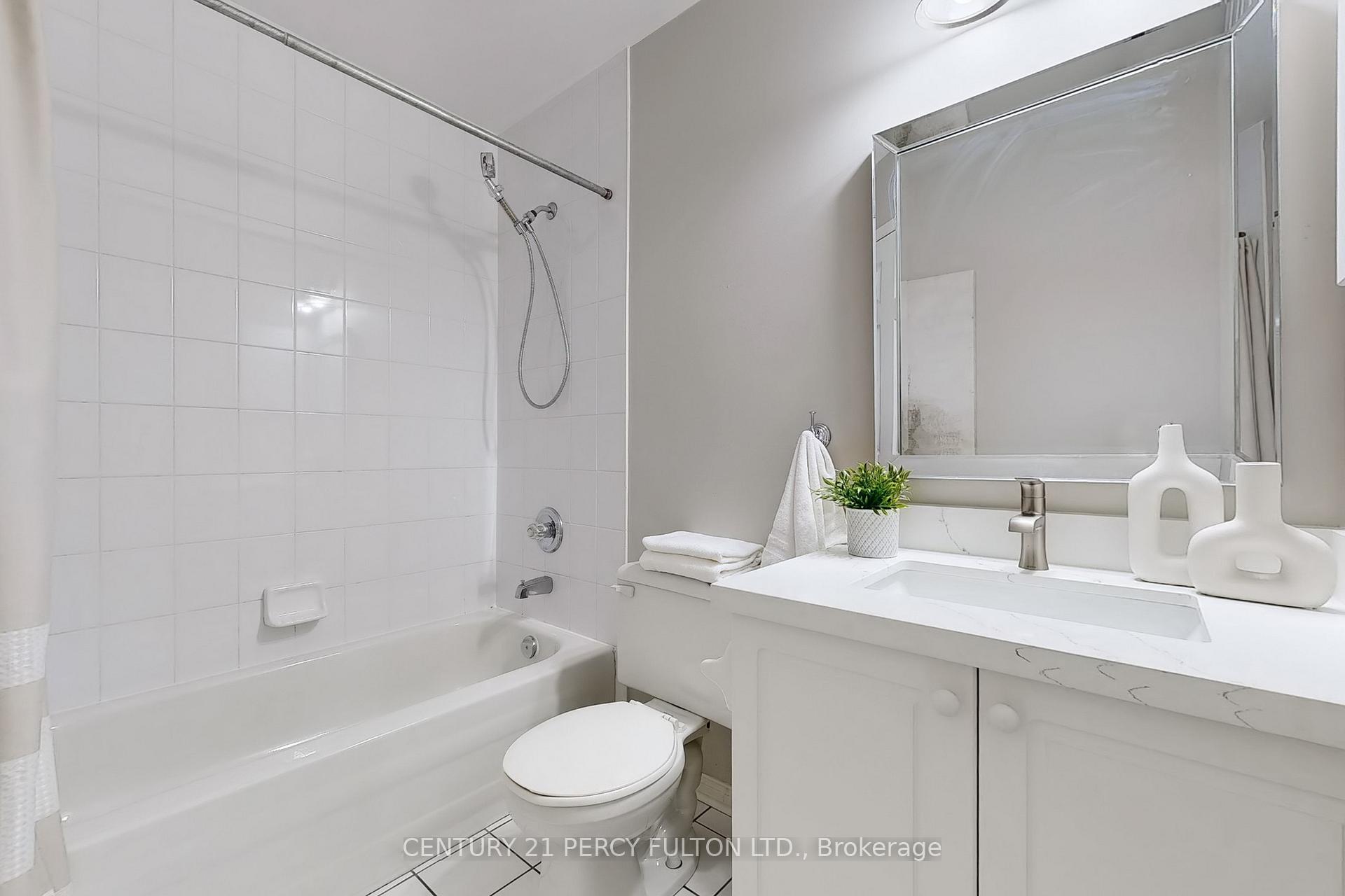 Photo 38 of 43 Dancers Drive, Markham, Angus Glen — HOMEH