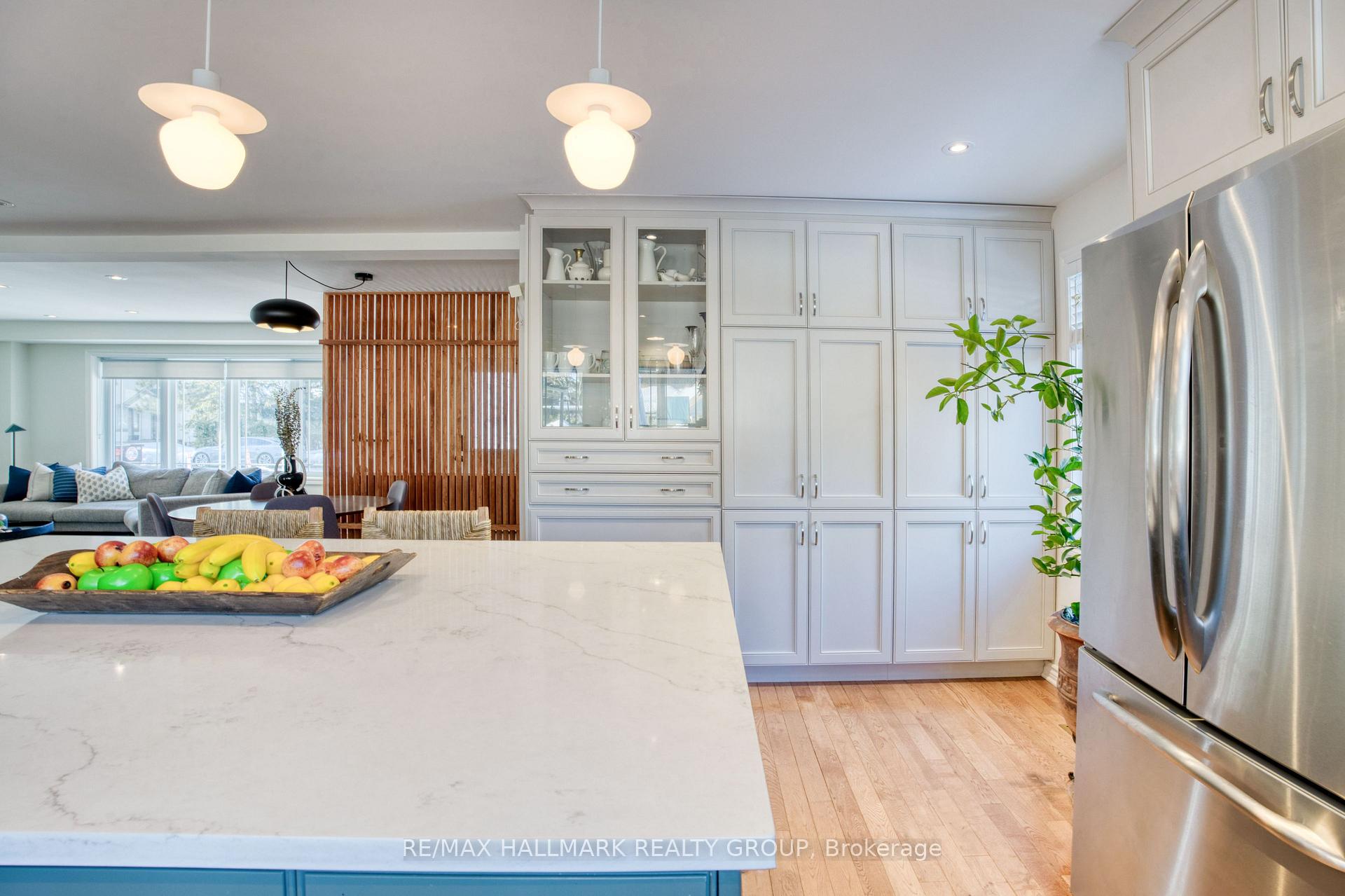 Photo 13 of 170 Wilshire Avenue, Ottawa, Courtland Park — HOMEH