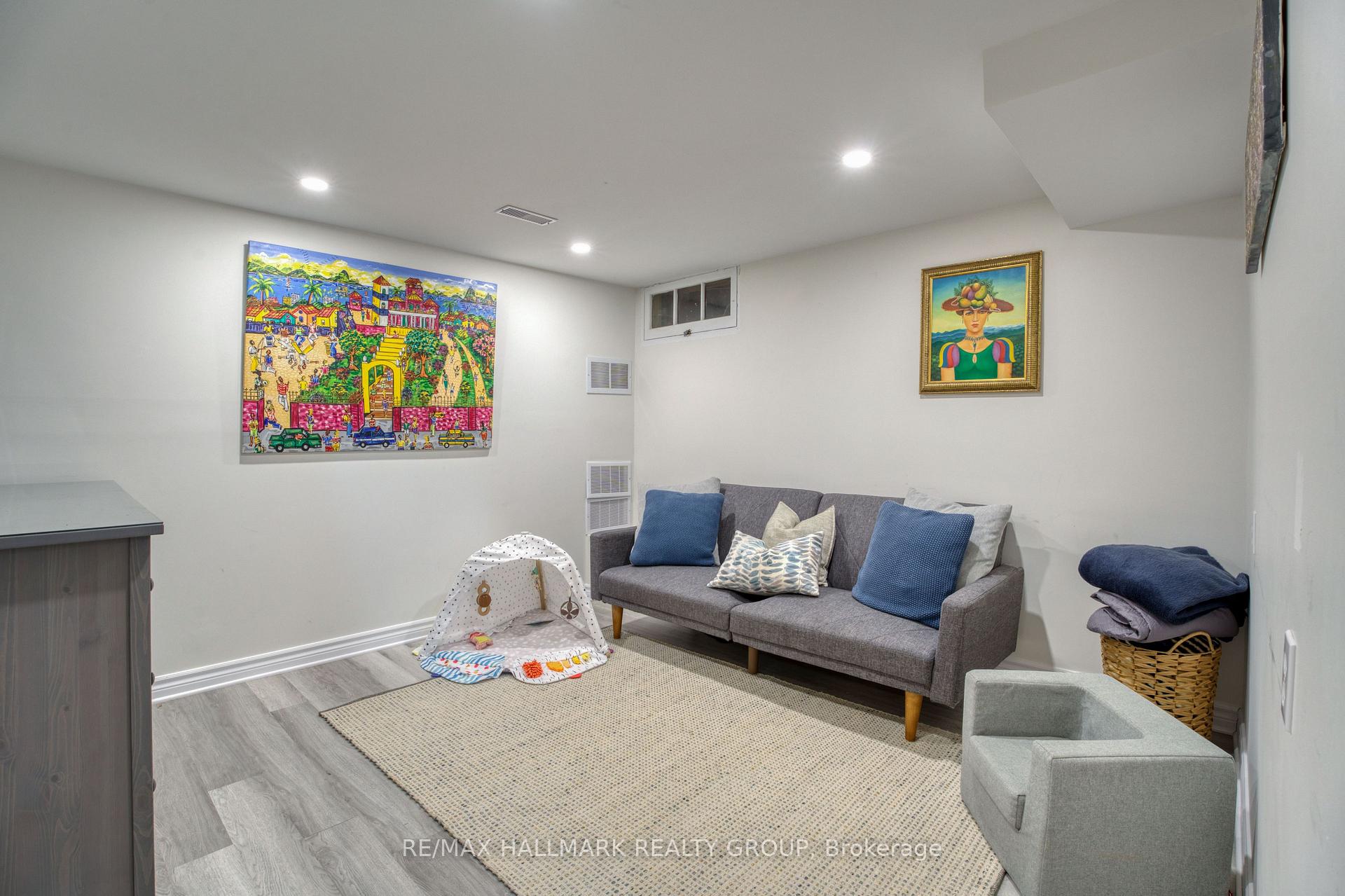 Photo 26 of 170 Wilshire Avenue, Ottawa, Courtland Park — HOMEH