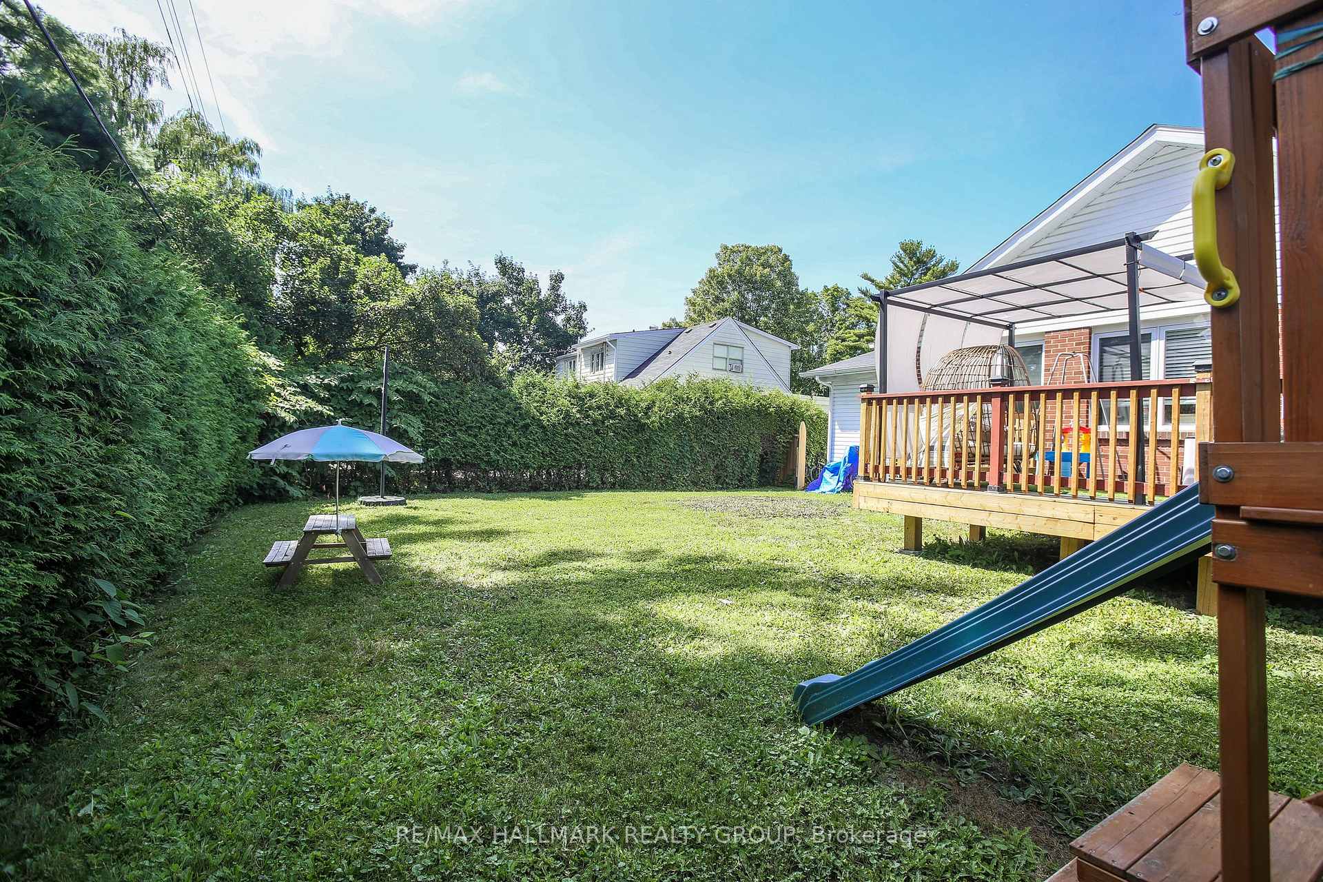 Photo 33 of 170 Wilshire Avenue, Ottawa, Courtland Park — HOMEH