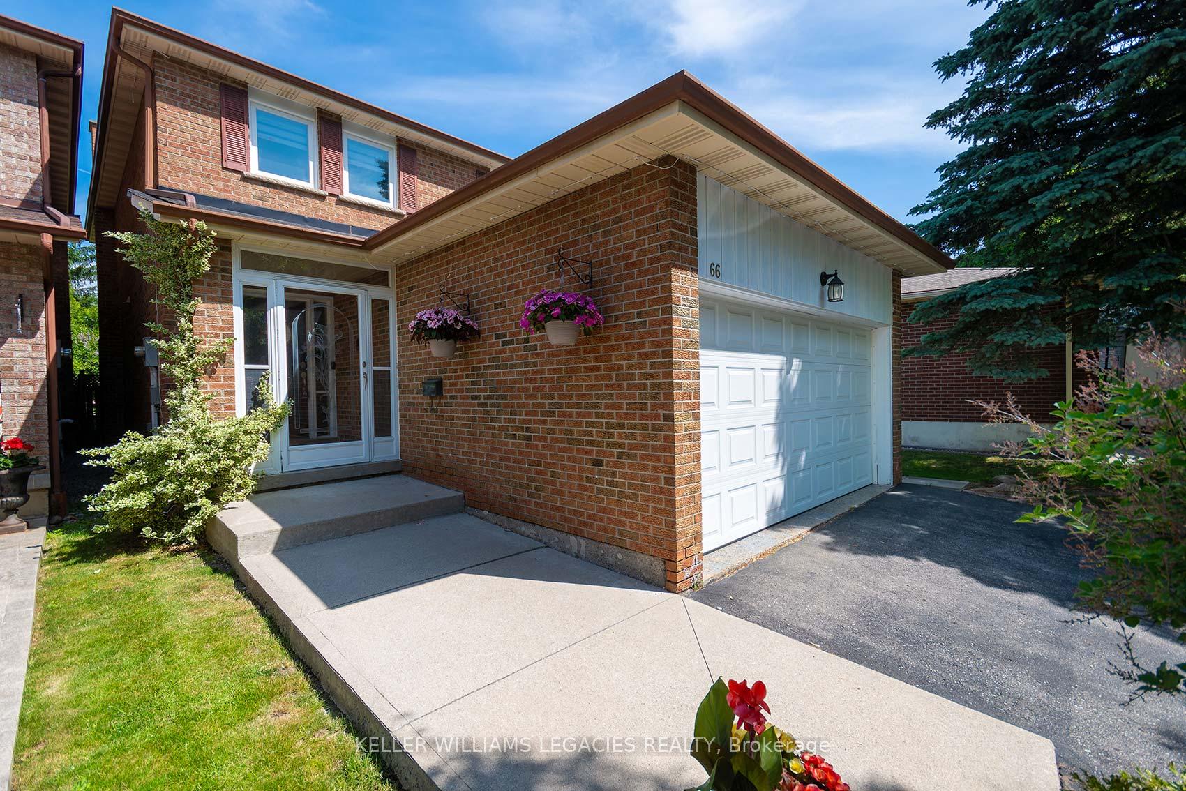 Photo 2 of 66 Delmark Boulevard, Markham, Sherwood-Amberglen — HOMEH