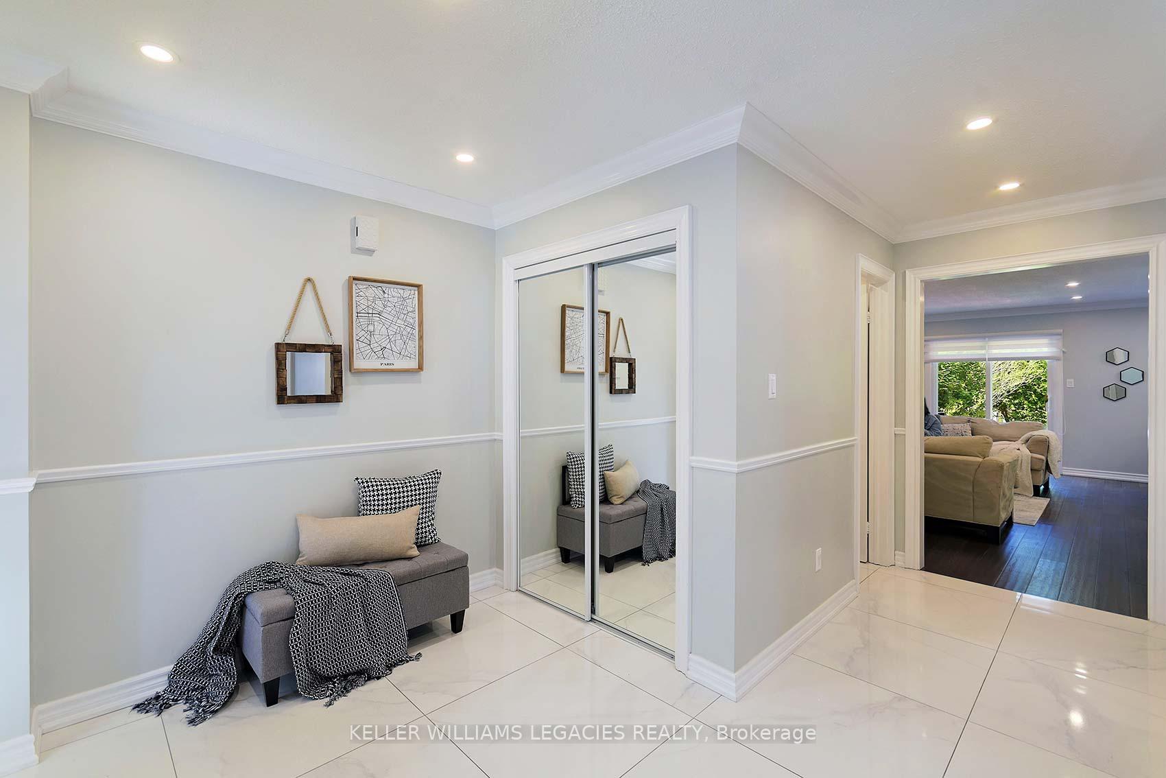 Photo 5 of 66 Delmark Boulevard, Markham, Sherwood-Amberglen — HOMEH