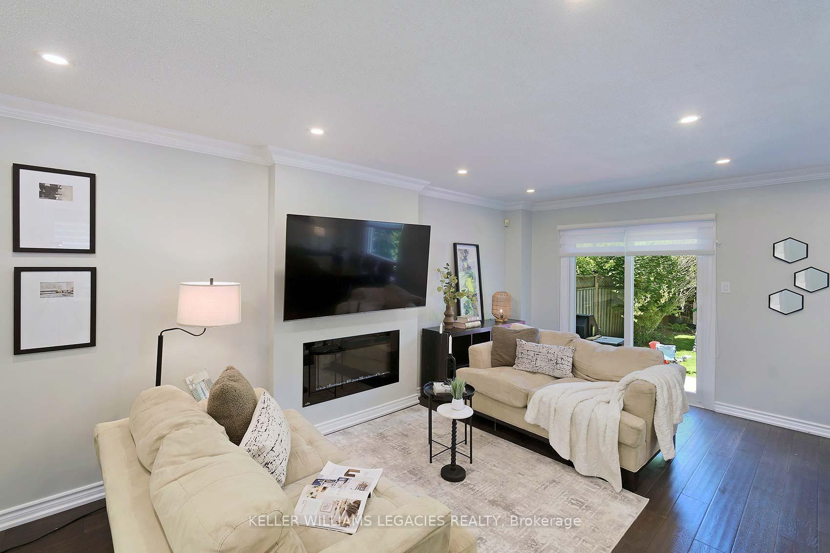 Photo 6 of 66 Delmark Boulevard, Markham, Sherwood-Amberglen — HOMEH
